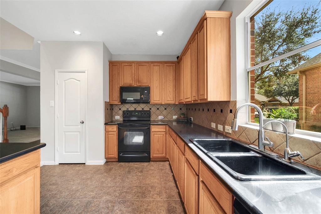 18027 Yellowstone Trail, Humble, Texas image 22