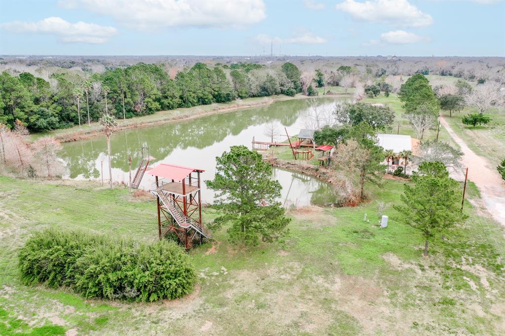 Pinebrook Drive, New Caney, Texas image 7