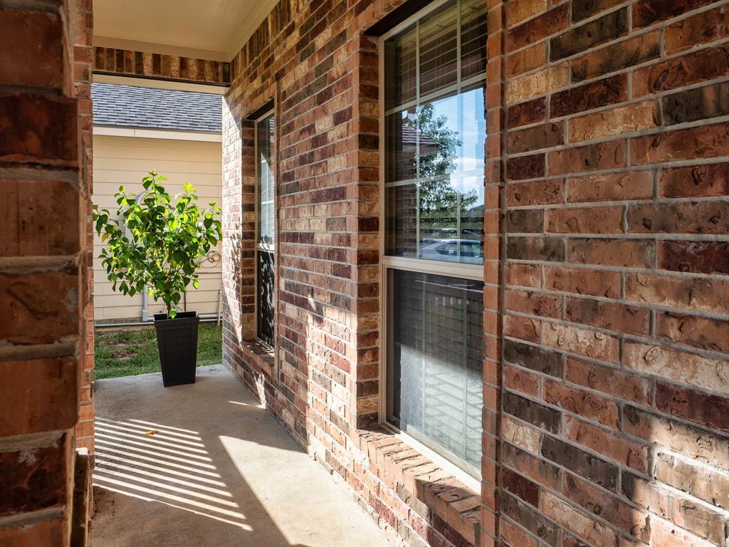 25415 Dappled Filly Drive, Tomball, Texas image 5