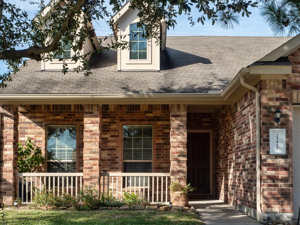 25415 Dappled Filly Drive, Tomball, Texas image 3