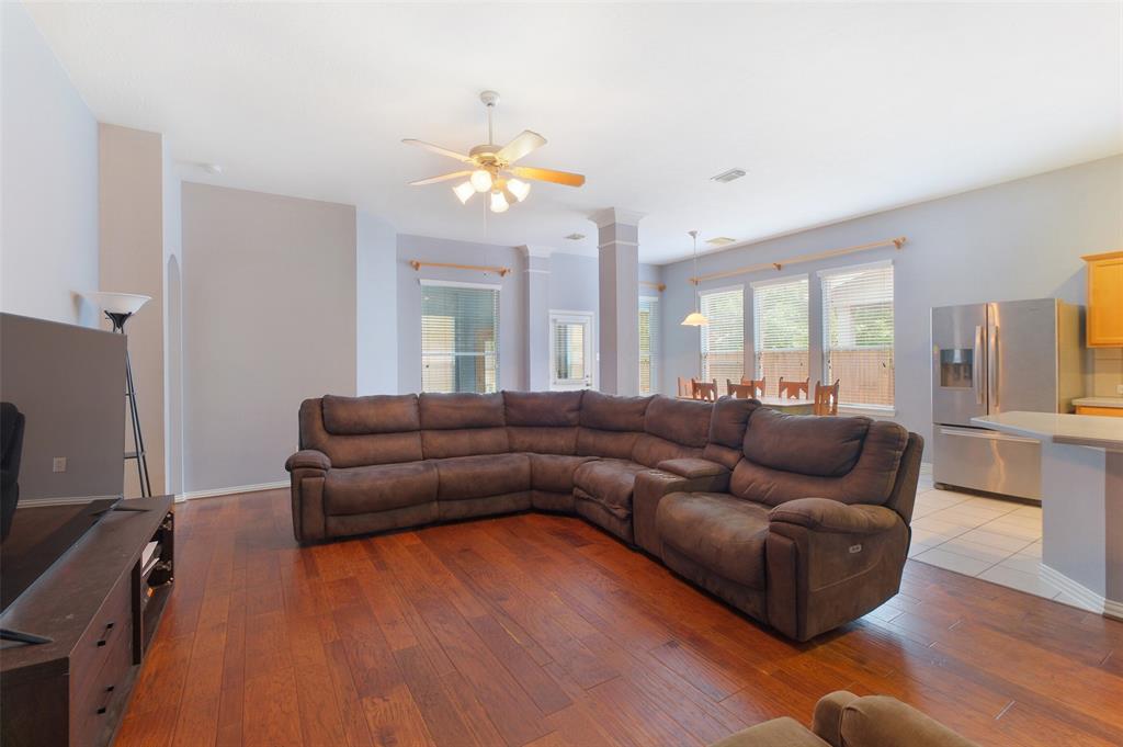 2835 Chalet Knolls Lane, Katy, Texas image 7