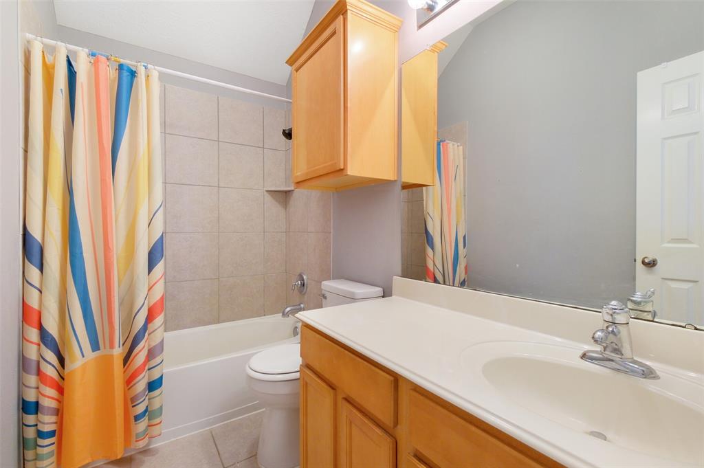 2835 Chalet Knolls Lane, Katy, Texas image 14