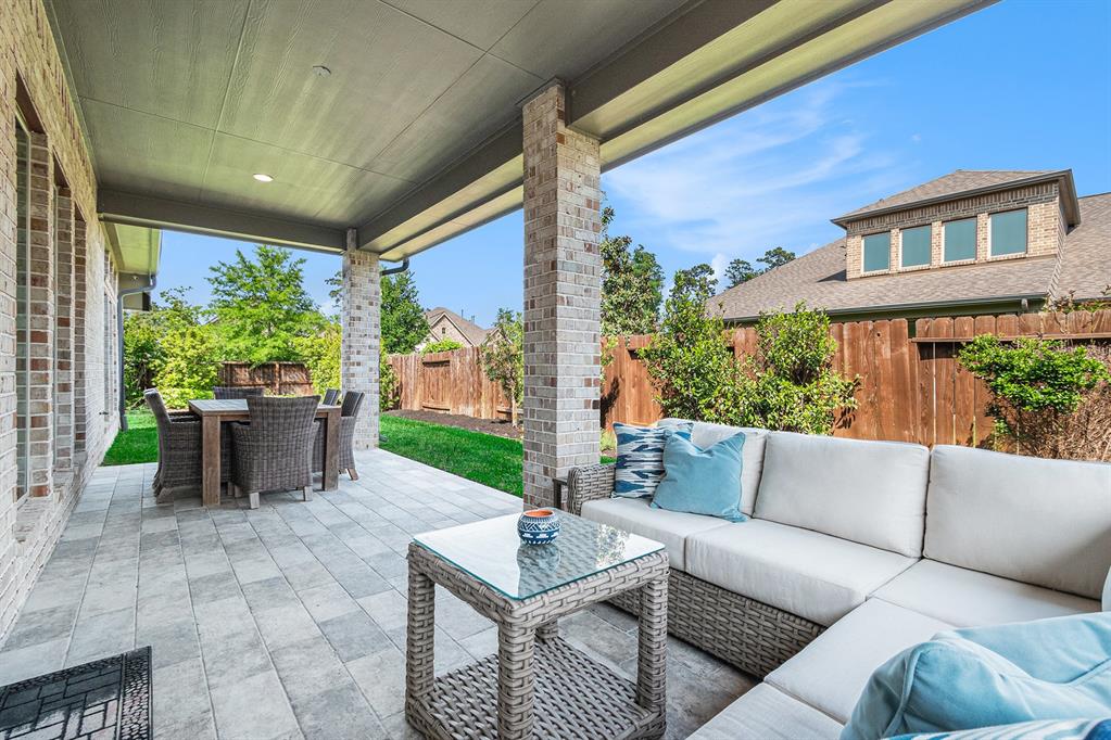 203 Painted Trillium Drive, Conroe, Texas image 22