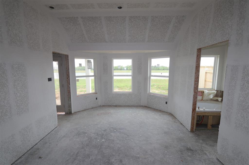 26152 Ethereal Road, La Marque, Texas image 8
