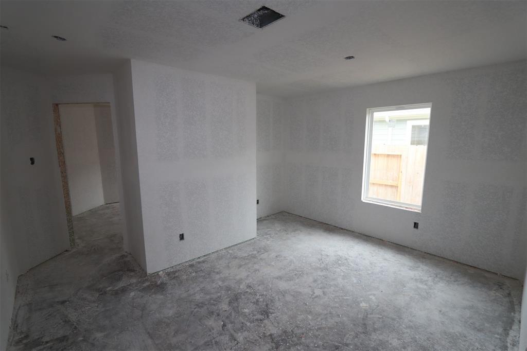 26152 Ethereal Road, La Marque, Texas image 12