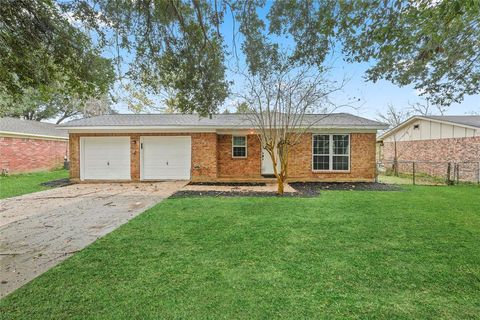 A home in Alvin