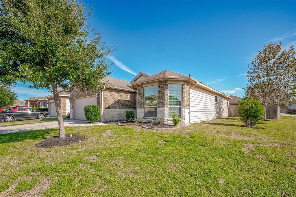 5406 Rustling Gates Lane, Katy, Texas image 3