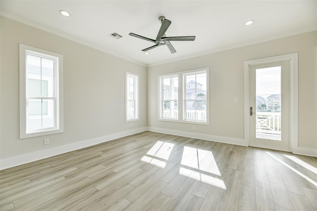 11364 Beachside Drive, Galveston, Texas image 6