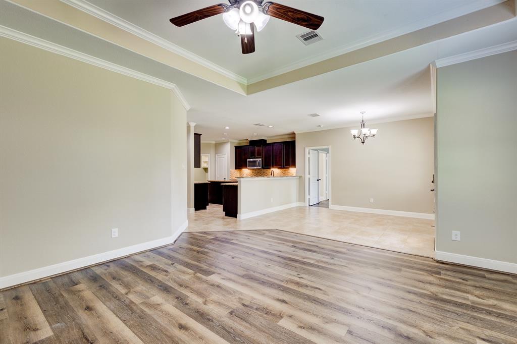 5321 Montego Cove Drive, Willis, Texas image 17