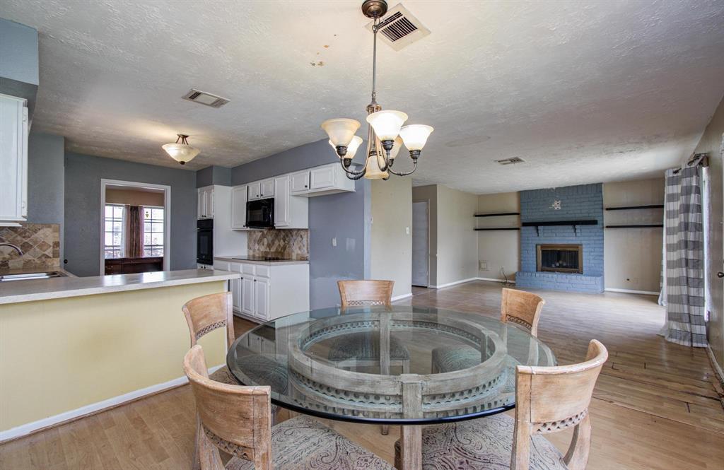 7018 Roberson Road, Missouri City, Texas image 15