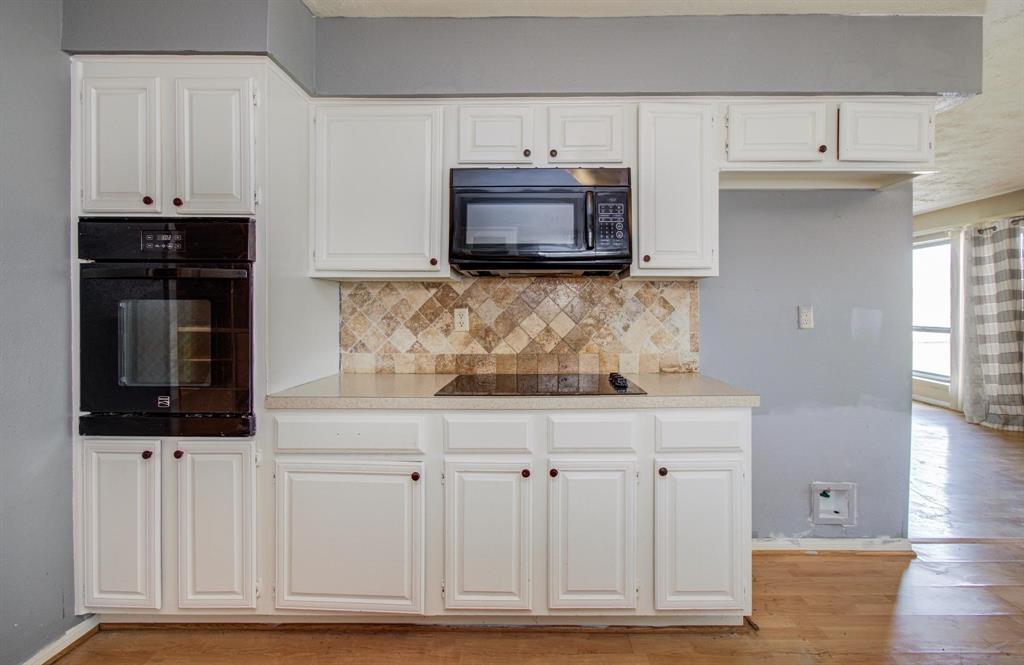 7018 Roberson Road, Missouri City, Texas image 19