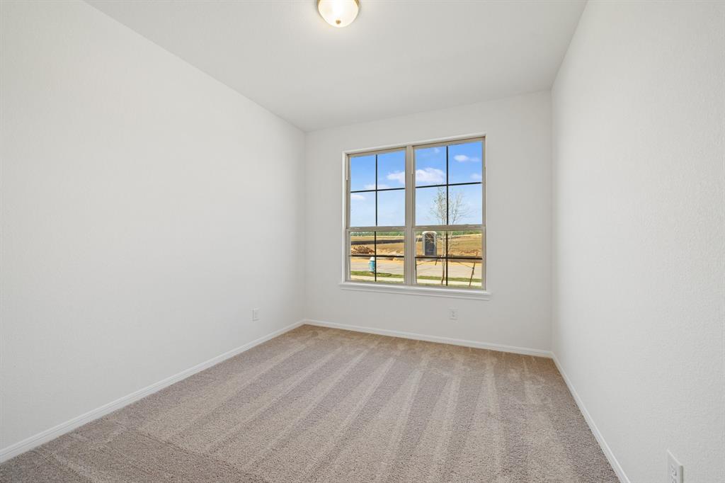 25542 West Blackwater Creek Trail