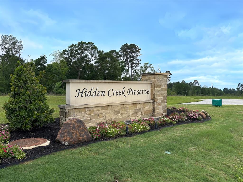 2153 Cedar Way Drive, Conroe, Texas image 2