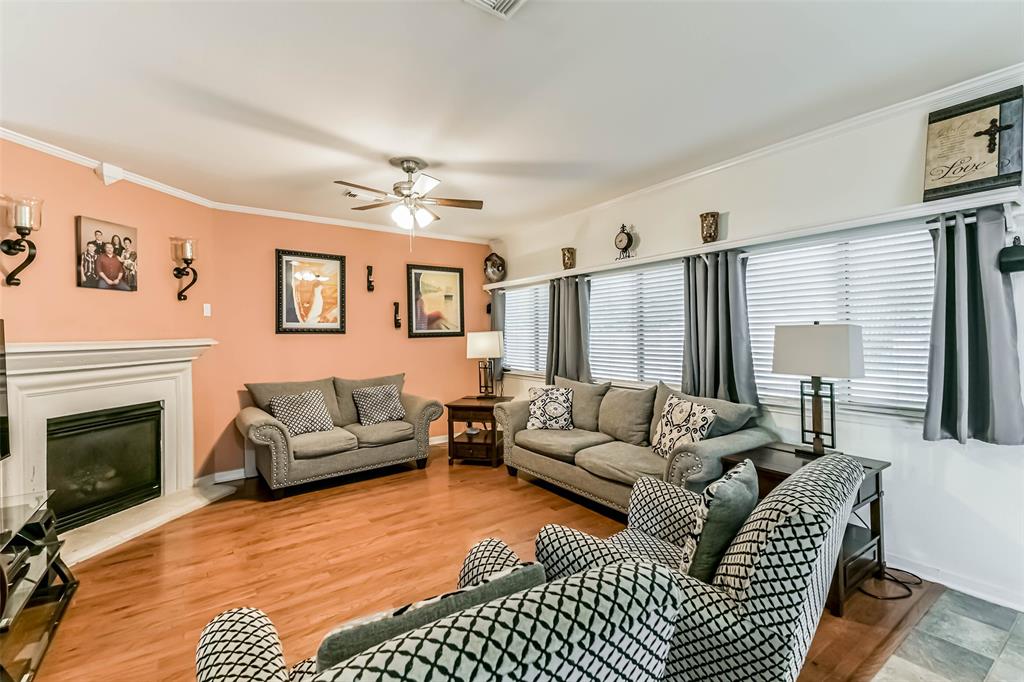307 Squall Court, Crosby, Texas image 7
