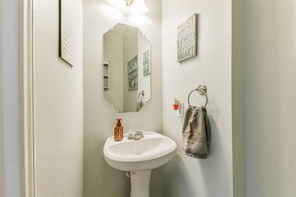 307 Squall Court, Crosby, Texas image 17