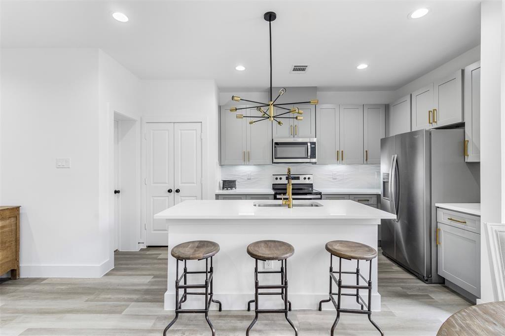 411 Alvia Run Lane #B1, Houston, Texas image 15