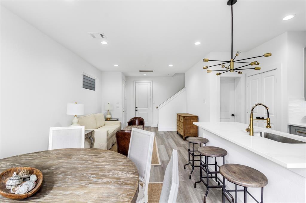 411 Alvia Run Lane #B1, Houston, Texas image 13