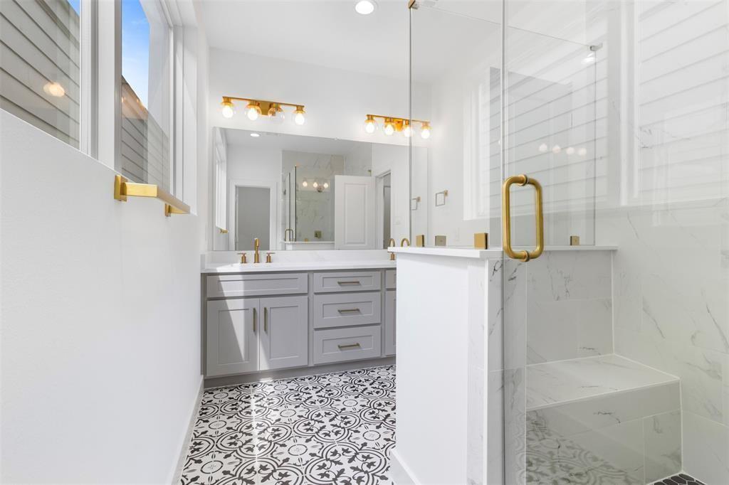 411 Alvia Run Lane #B1, Houston, Texas image 2