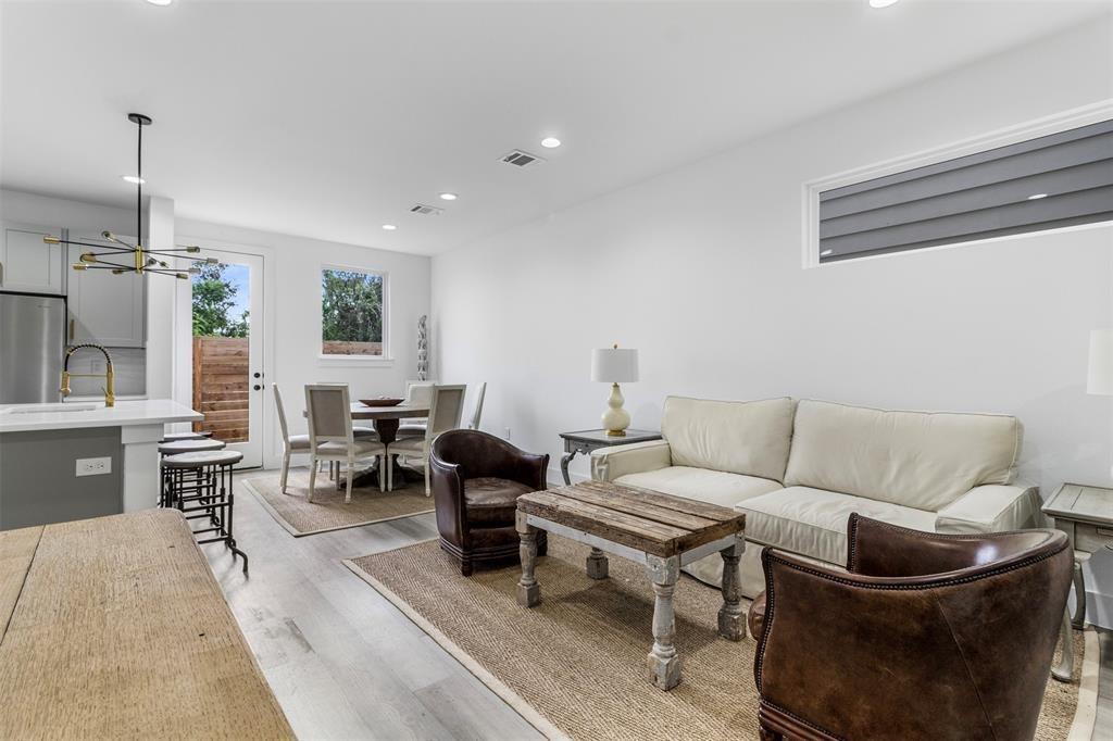 411 Alvia Run Lane #B1, Houston, Texas image 10