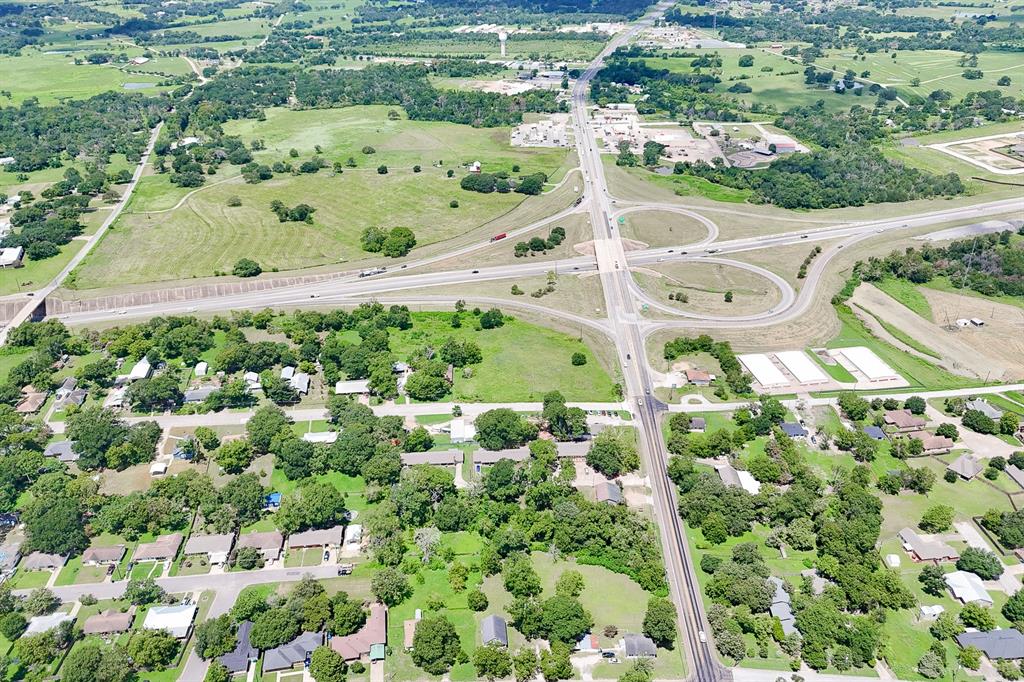 102 S Dixie Street, Brenham, Texas image 9