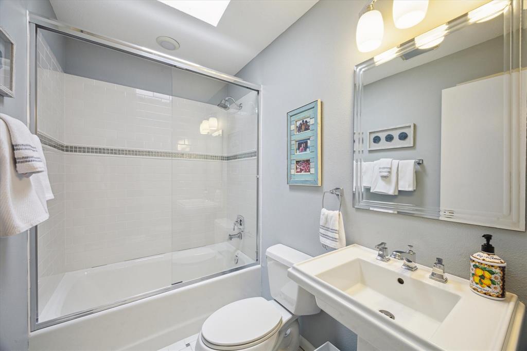 4027 Nueces Drive, Galveston, Texas image 28
