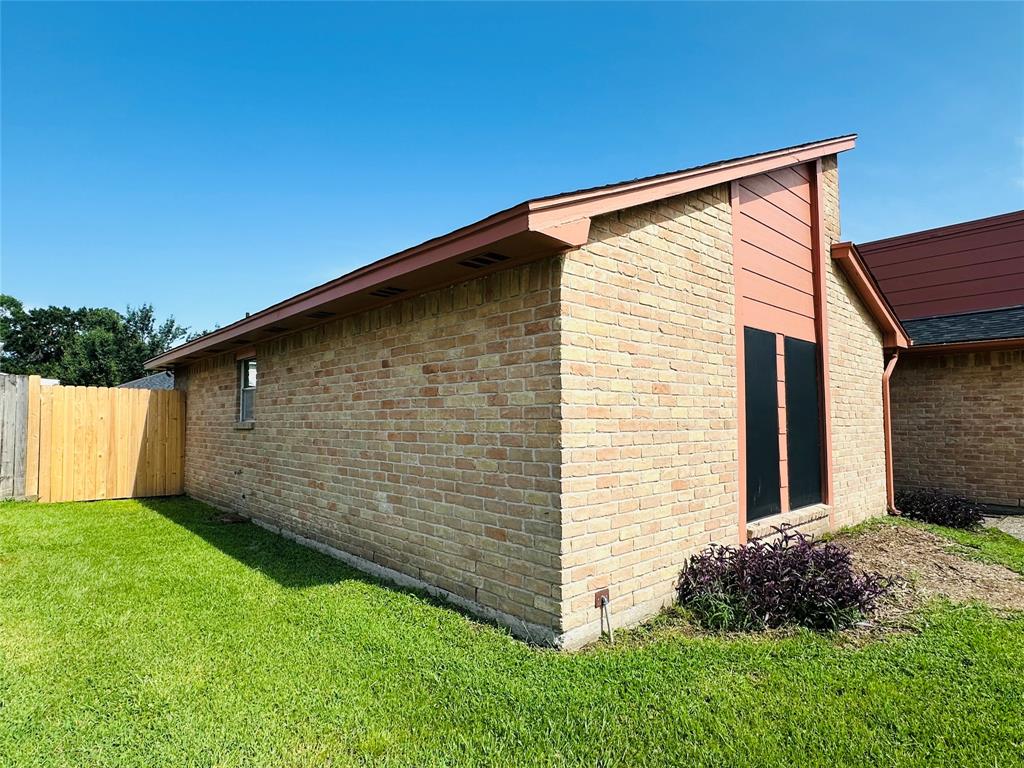 19834 Arrowsmith Drive