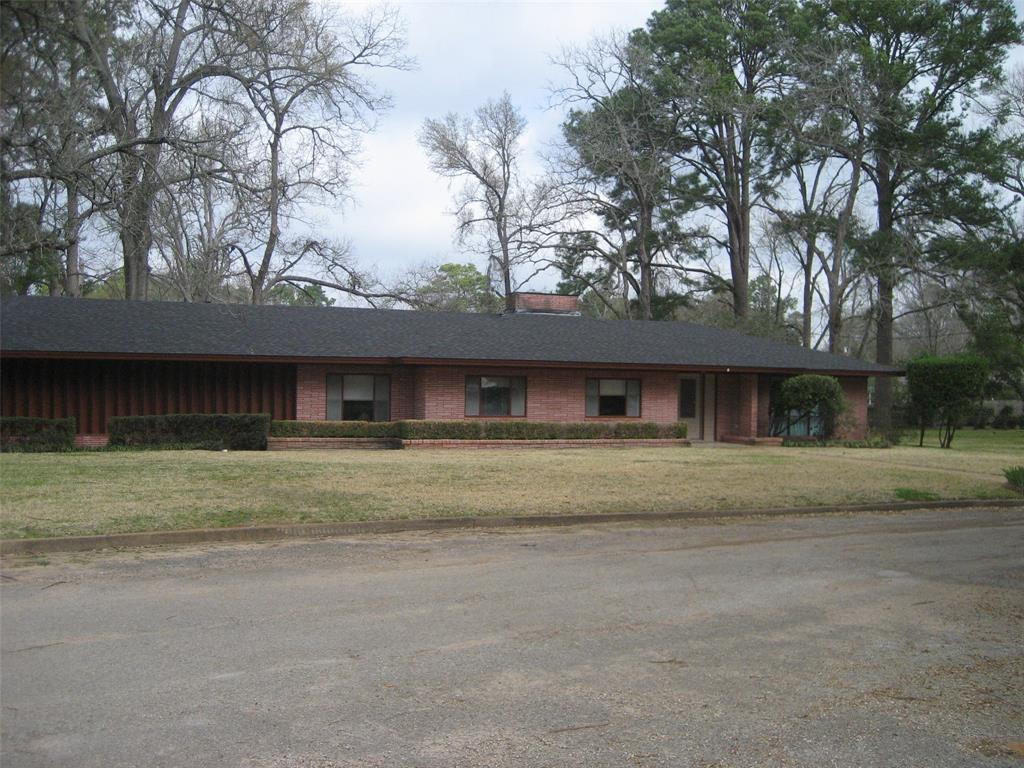 906 E Mimosa Lane, Crockett, Texas image 2