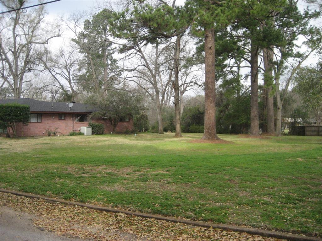 906 E Mimosa Lane, Crockett, Texas image 4