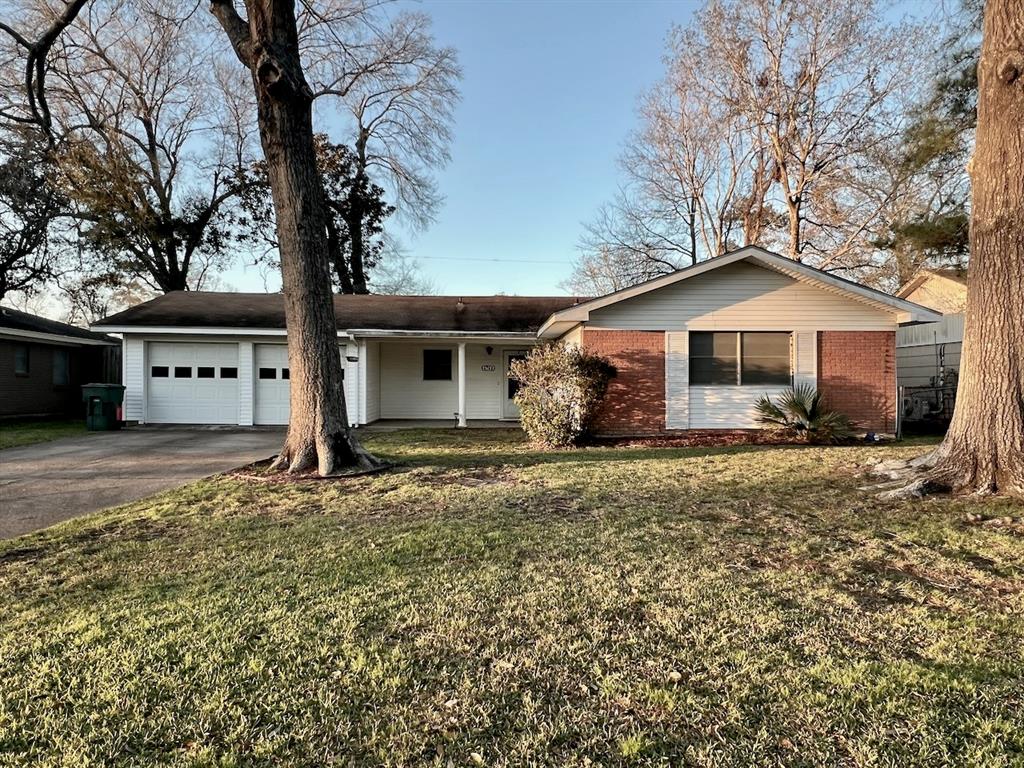 4740 Galewood Lane, Beaumont, Texas image 1