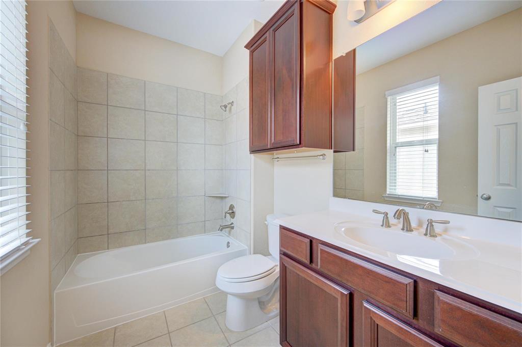5035 Bloomfield Pass Court, Sugar Land, Texas image 26