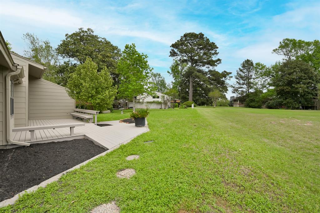 62 April Village Vlg, Conroe, Texas image 39