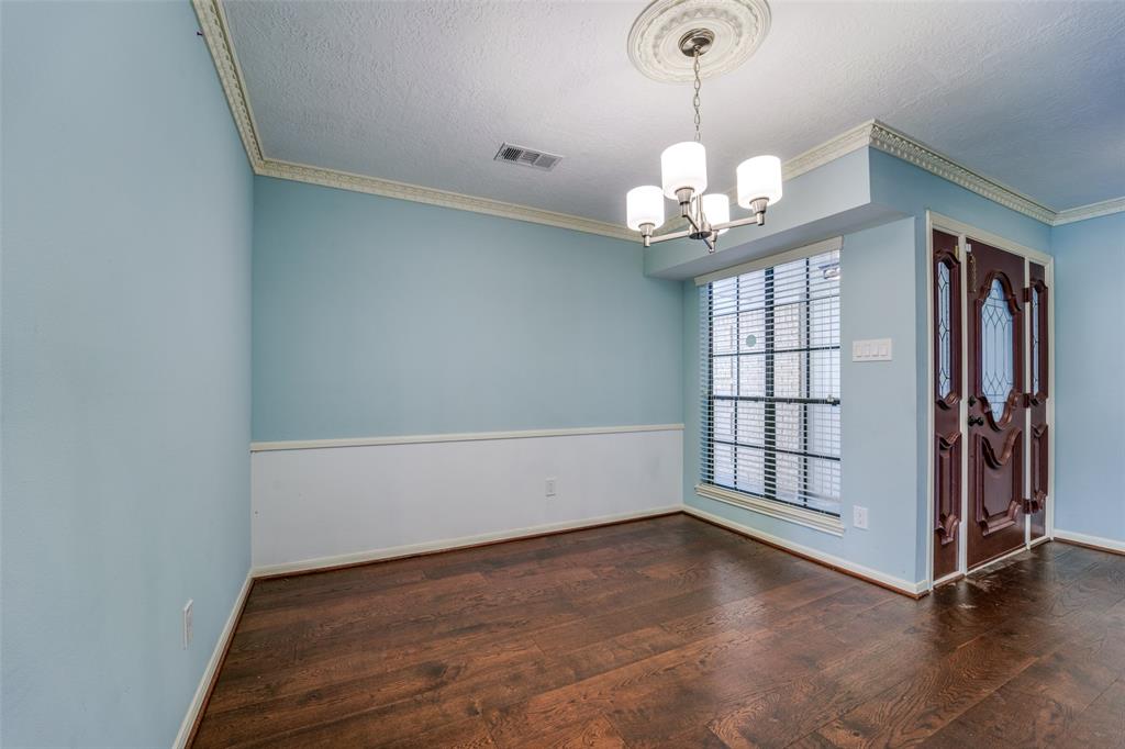 226 Squires Bend