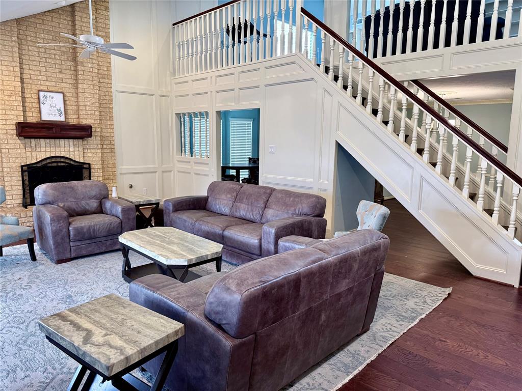 226 Squires Bend