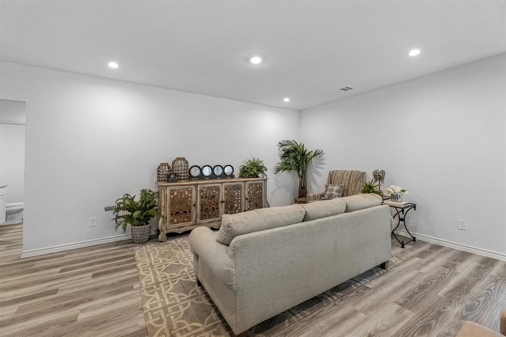 255 China Grove, China, Texas image 9