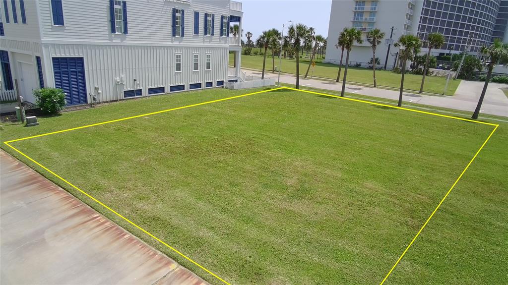 810 & 814 Ramsar Road, Galveston, Texas image 4