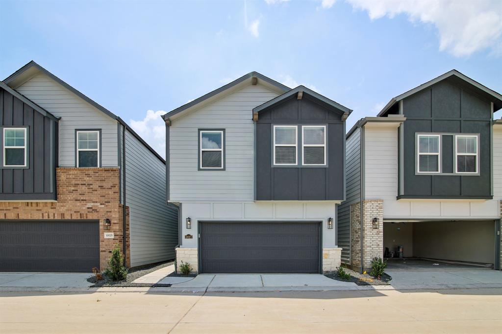 10027 Rustic Charm Street, Houston, Texas image 2