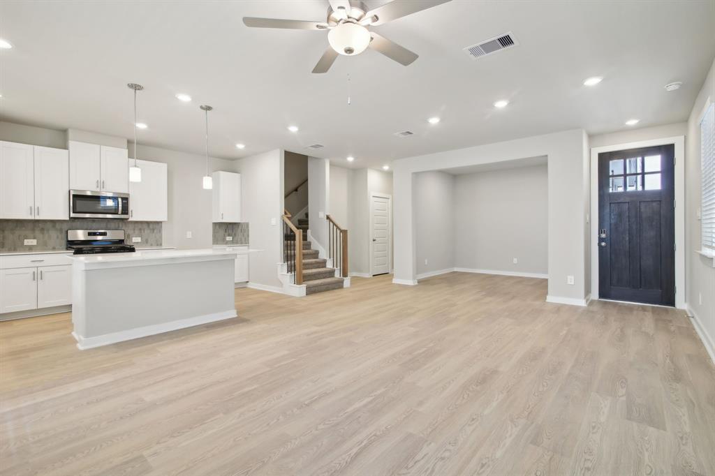 10027 Rustic Charm Street, Houston, Texas image 9