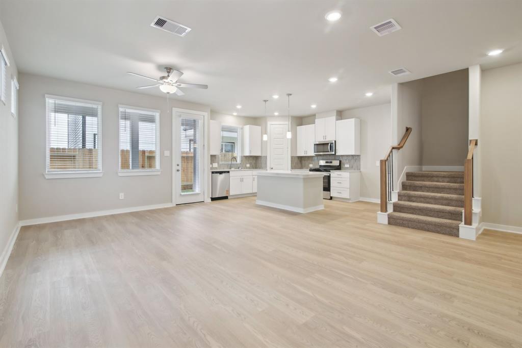 10027 Rustic Charm Street, Houston, Texas image 7