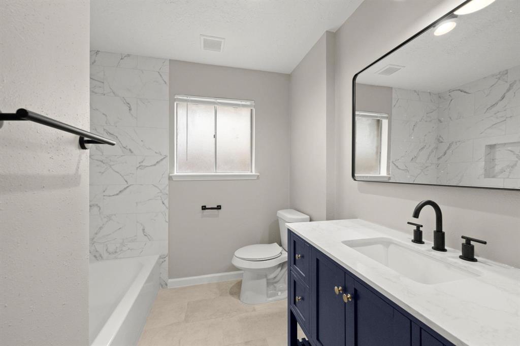 Houston, Texas 77099, United States, 3 Bedrooms Bedrooms, ,2 BathroomsBathrooms,Residential,Pending,142340