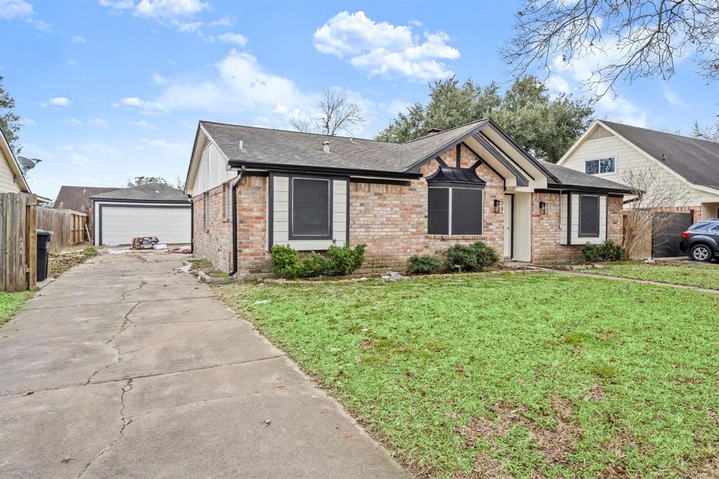 Houston, Texas 77099, United States, 3 Bedrooms Bedrooms, ,2 BathroomsBathrooms,Residential,Pending,142340