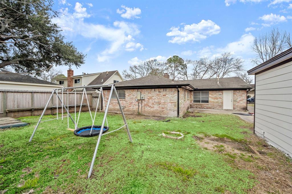Houston, Texas 77099, United States, 3 Bedrooms Bedrooms, ,2 BathroomsBathrooms,Residential,Pending,142340