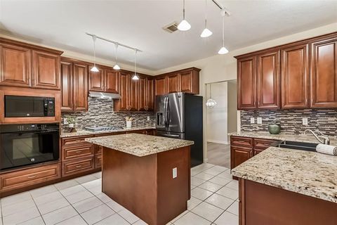 A home in League City