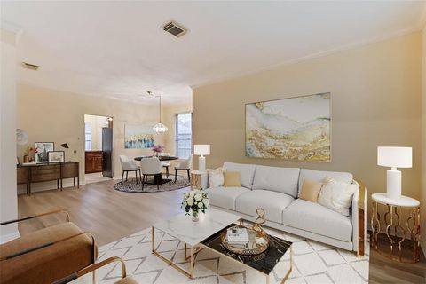 A home in League City