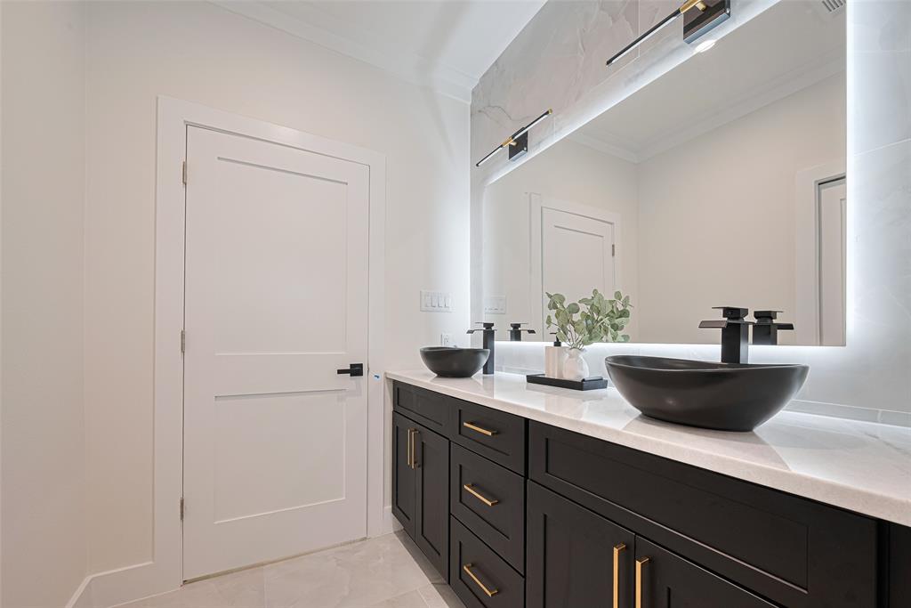 1016 New Jordan Lane, Cypress, Texas image 22