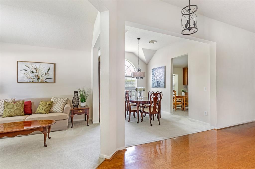 6214 Kingwood Glen Drive