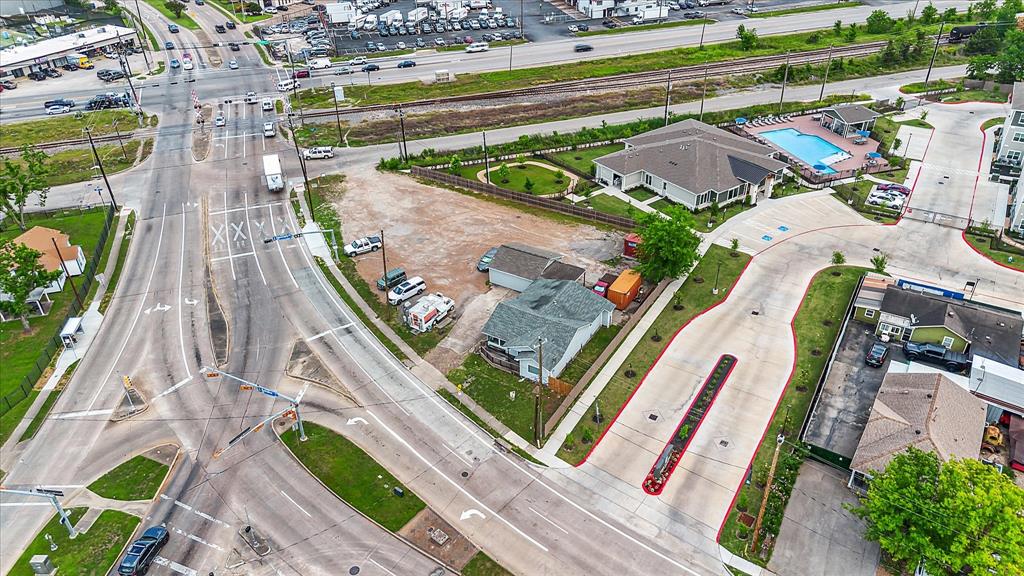 2106 Antoine Drive, Houston, Texas image 21