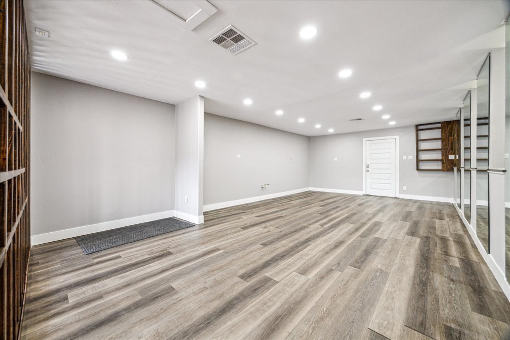 2106 Antoine Drive, Houston, Texas image 7