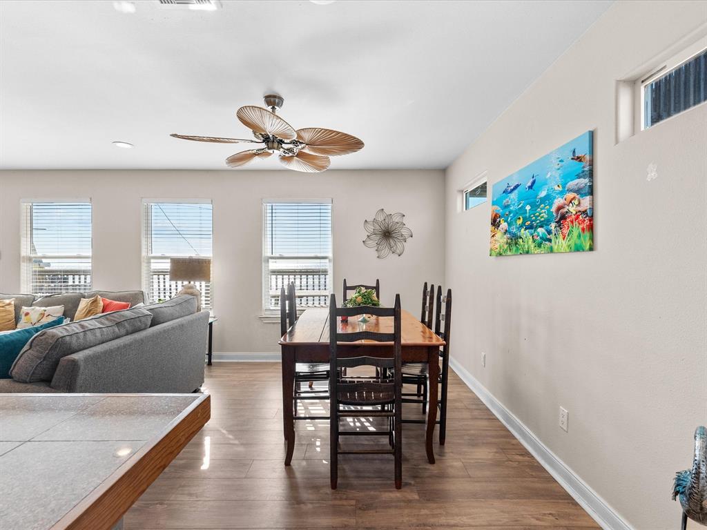 111 Beach Drive, Surfside Beach, Texas image 7