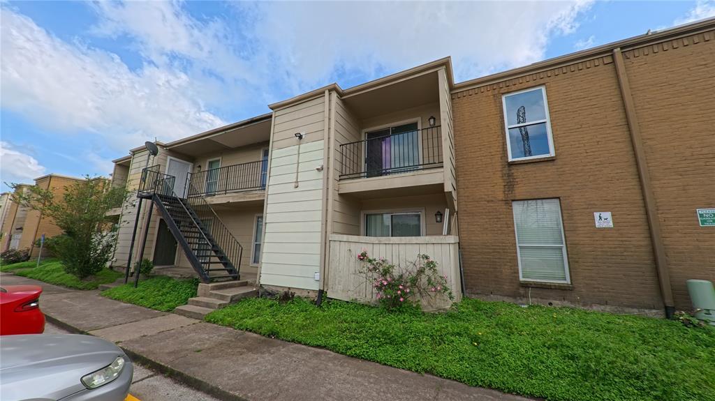 8100 Creekbend Drive #164, Houston, Texas image 2