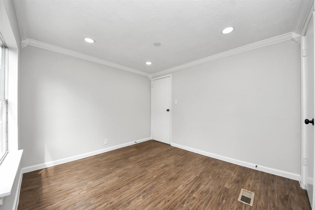 20520 Spruce Forest Drive, Guy, Texas image 30